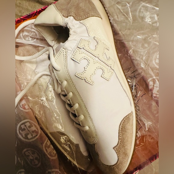 NWT TORY BURCH SNEAKER/ BOX included⭐️100% Authentic 🌷 - Picture 5 of 11